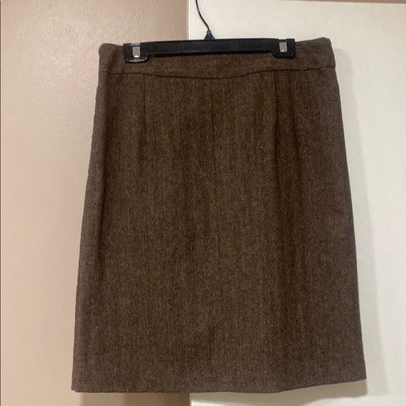 Classic Brown Pleated Skirt - Picture 3 of 4